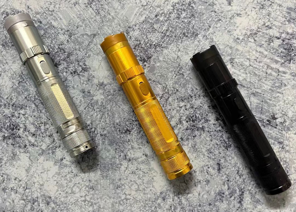 黑鹰910电击器