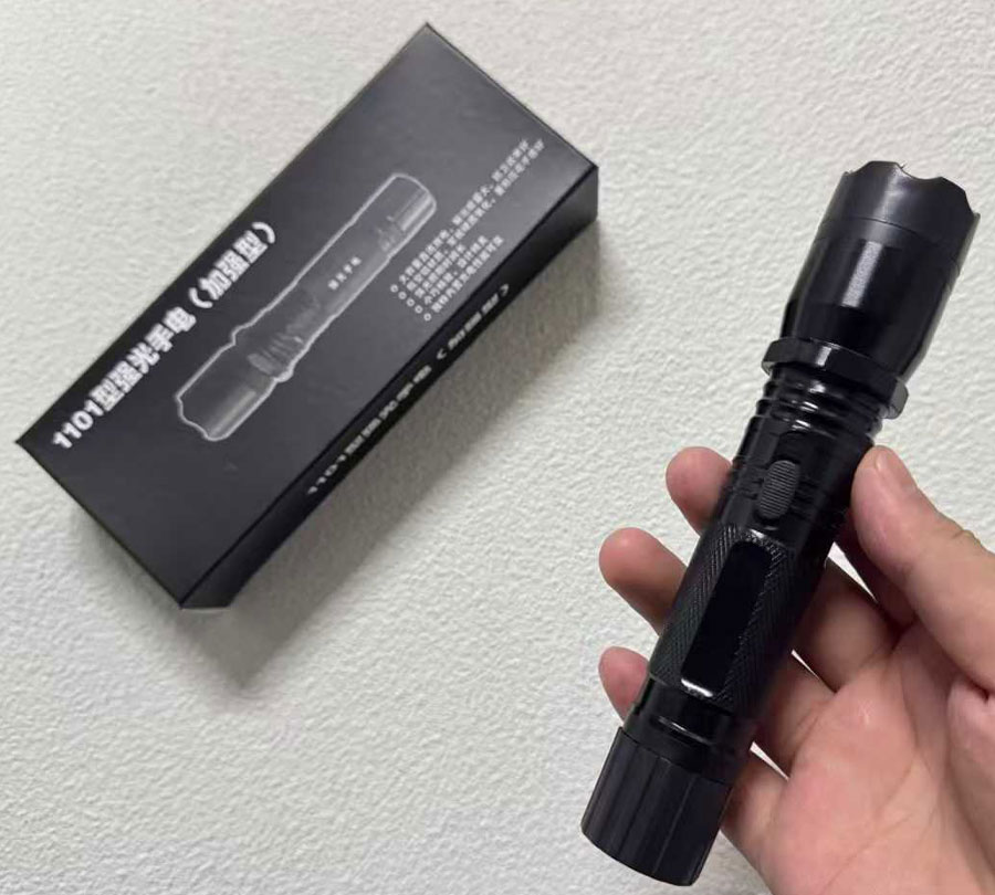 防身电击手电筒